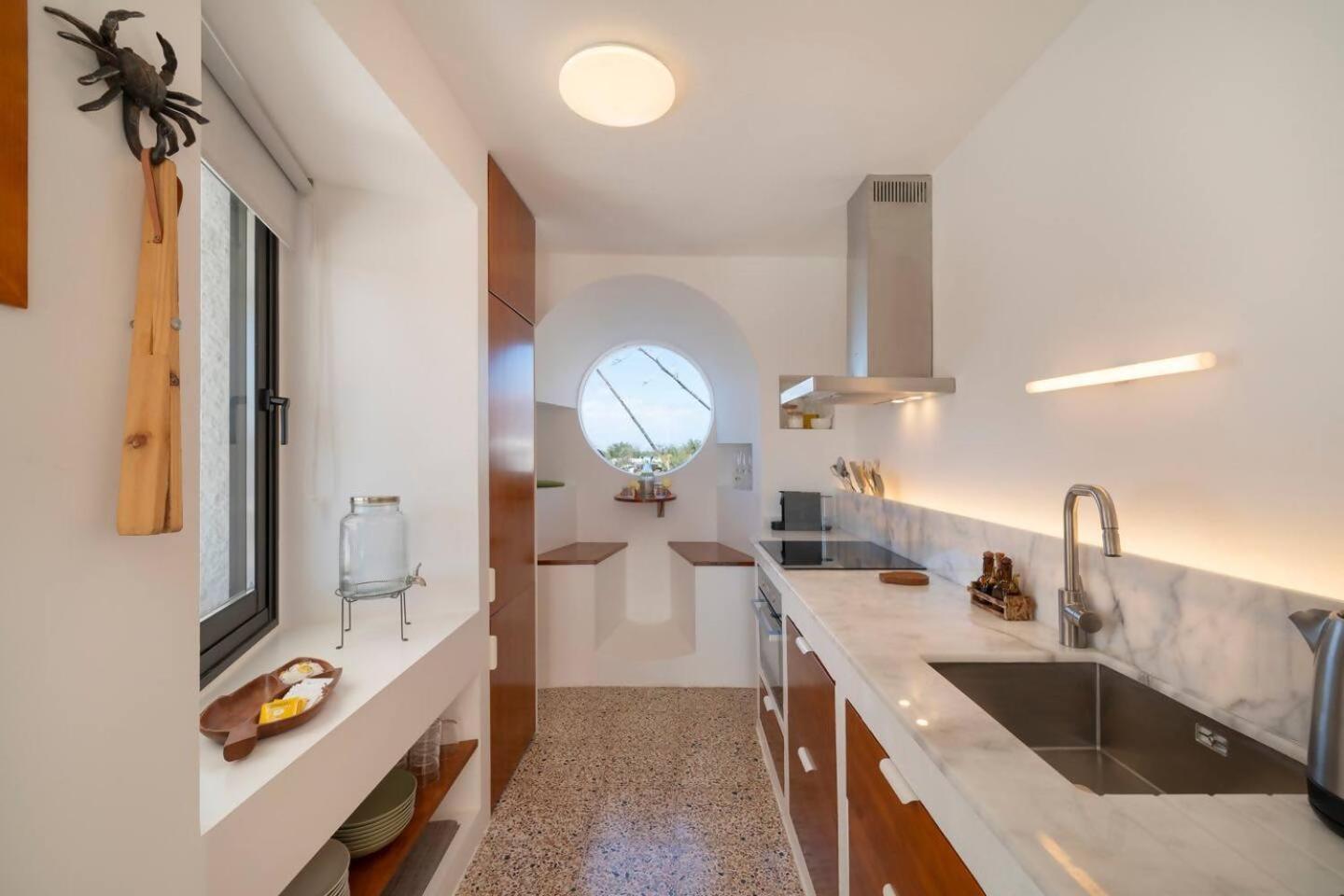 Lanzarote Famara Beach Bungalow エクステリア 写真